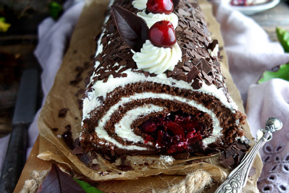 Linzer Torte mit Himbeer/ - Johannisbeermarmelade - Zungenzirkus