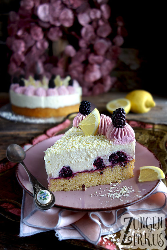 Zitronen-Brombeertorte mit Schokolade